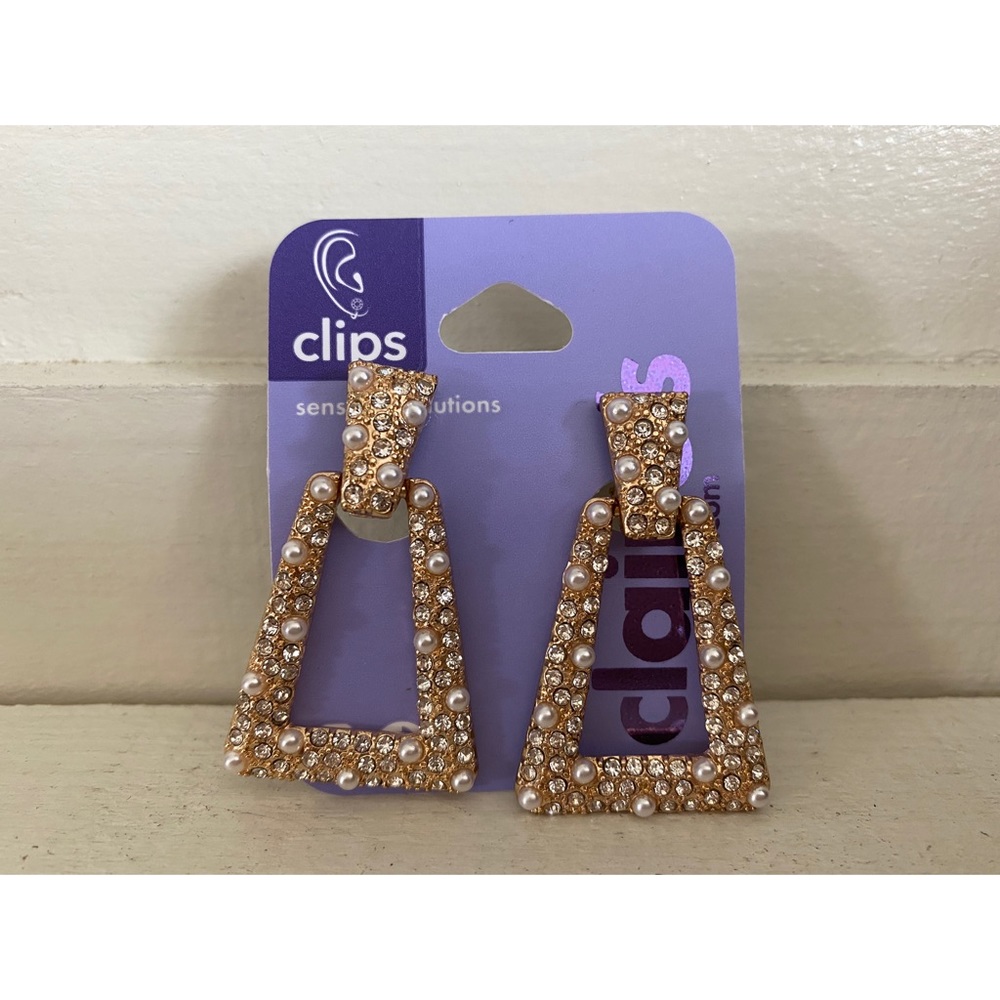 Claire’s Clip On Earrings Fake Gold Fake Diamonds